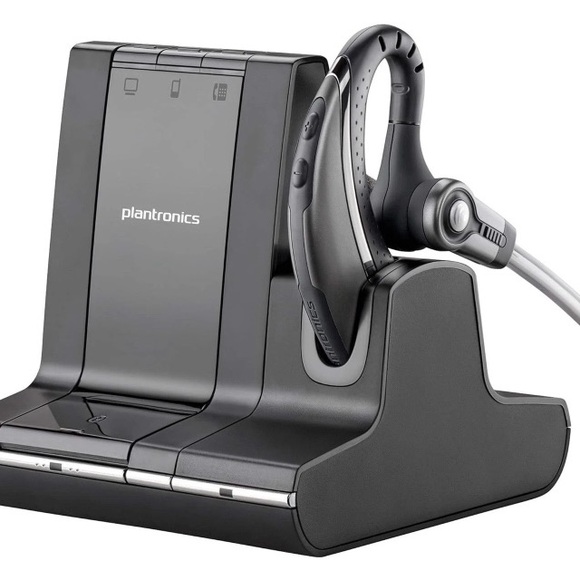 Plantronics Savi W730-M Wireless Headset  Never Used Bluetooth Computer iPhone - Picture 1 of 4